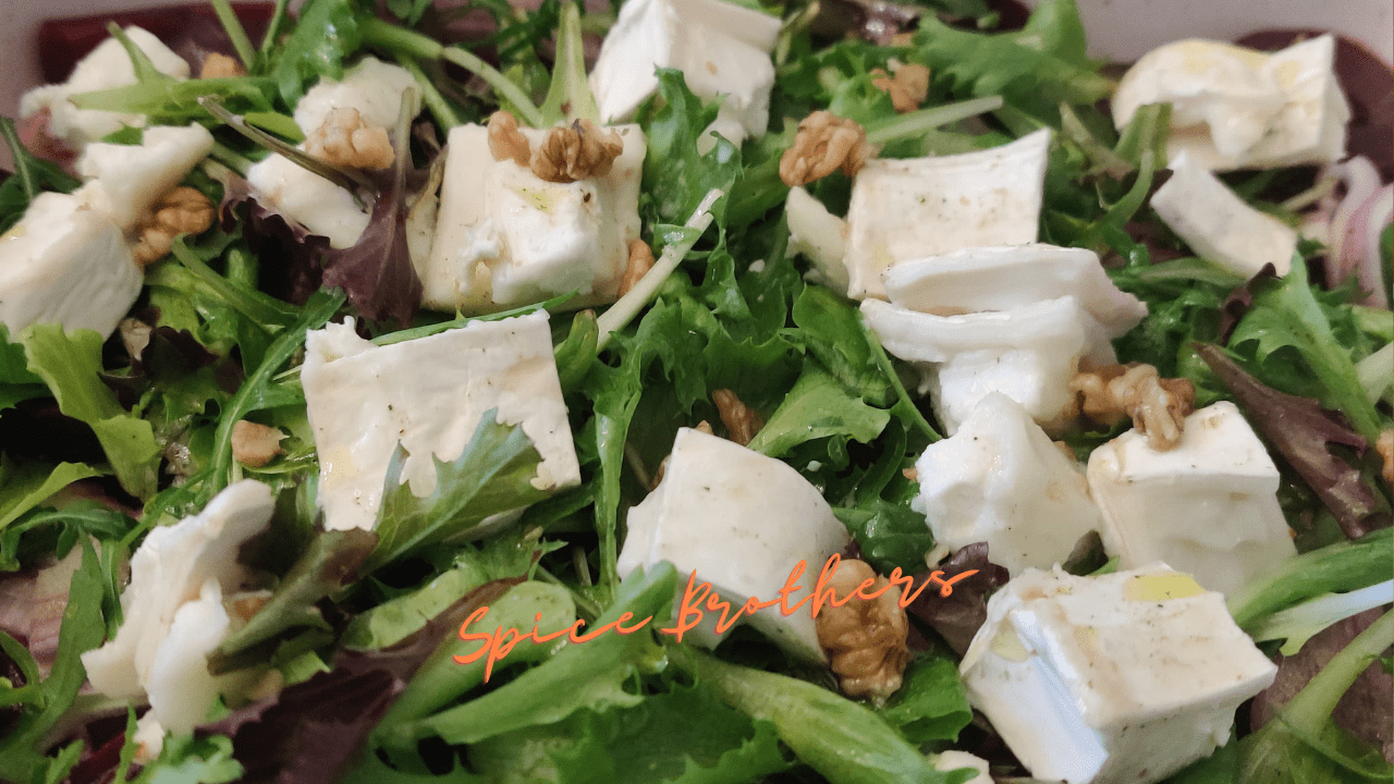 Frischer Rote-Bete-Salat mit Ziegenkäse und Walnüssen 🥗 – Spice Brothers Frischer Rote-Bete-Salat mit Ziegenkäse und Walnüssen 🥗 – Spice Brothers